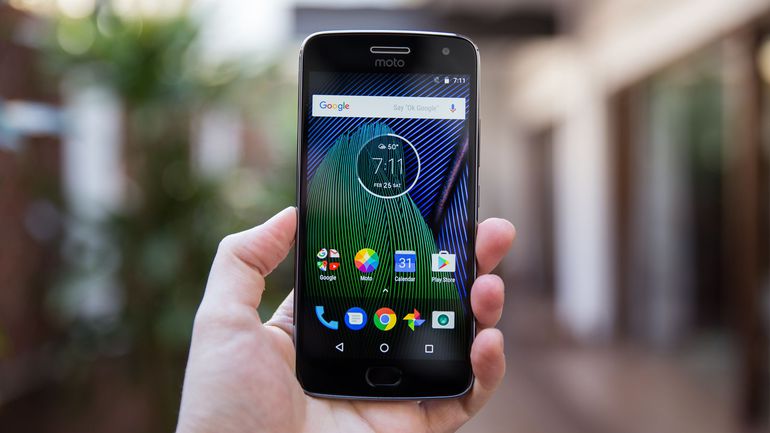 Buy Moto G5s Plus at offer price Buy Moto G5s Plus at offer price